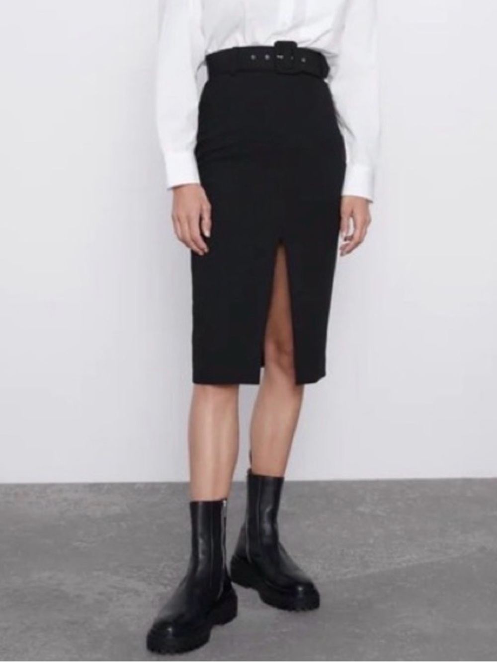 Zara Black High-Waist Pencil Skirt